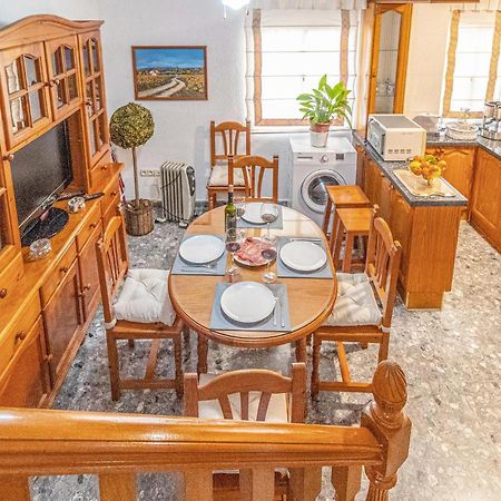 Stunning Home In Mlaga With 2 Bedrooms And Wifi Малага Екстер'єр фото