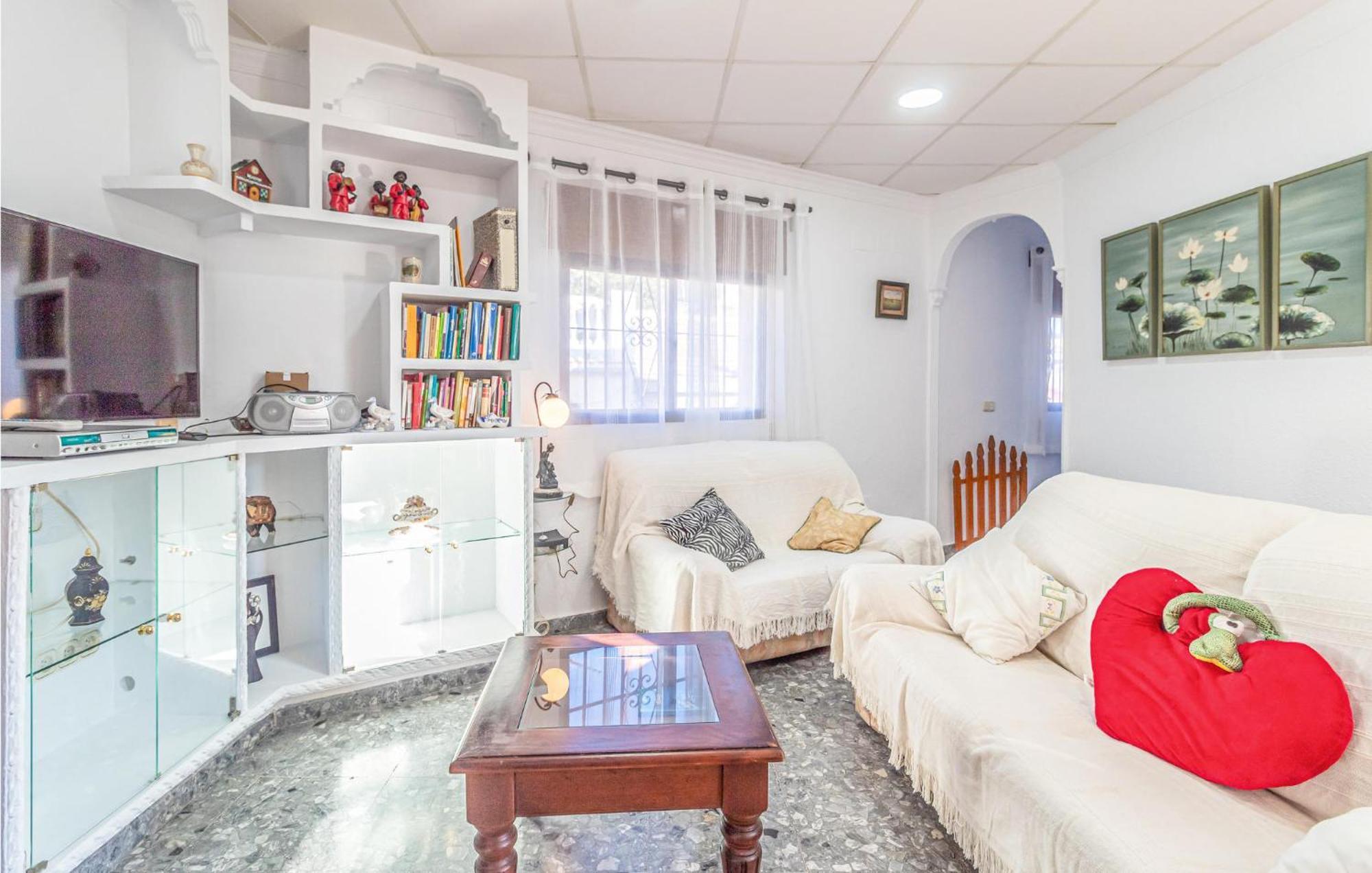 Stunning Home In Mlaga With 2 Bedrooms And Wifi Малага Екстер'єр фото